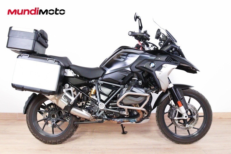 Motorbike image 0