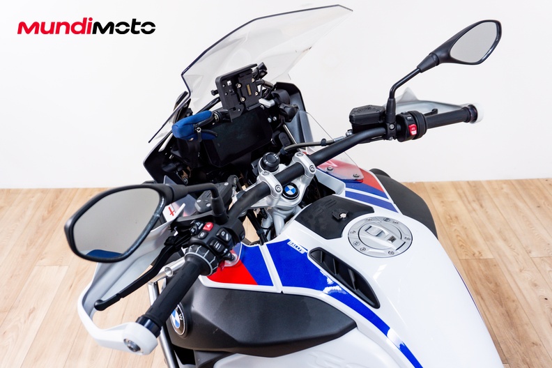 Motorbike image 10