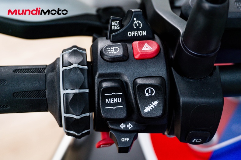 Motorbike image 12
