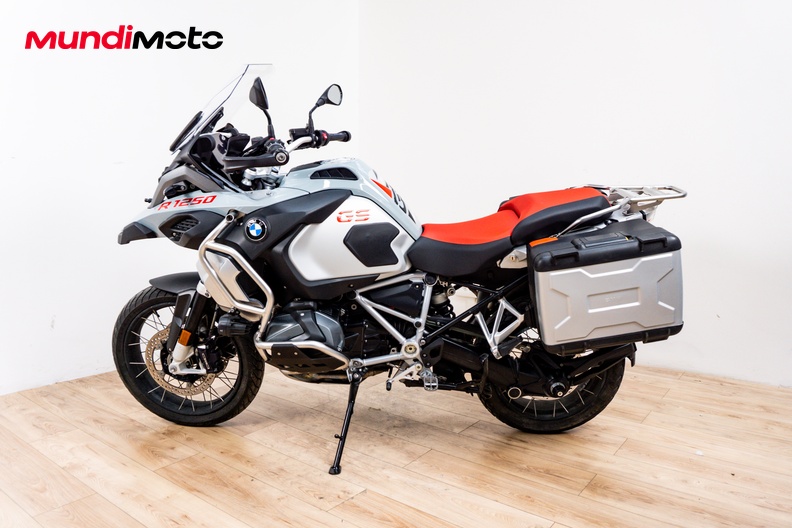 Motorbike image 5