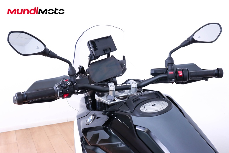 Motorbike image 10