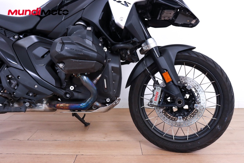 Motorbike image 12