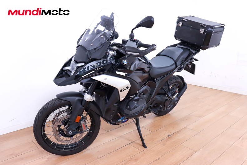 Motorbike image 7