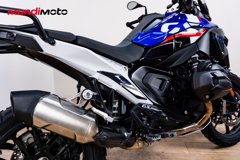 Motorbike image 3