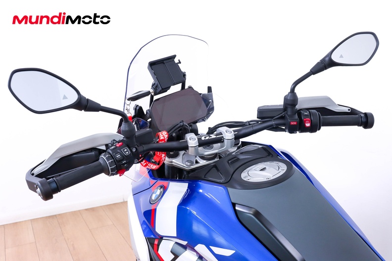 Motorbike image 10