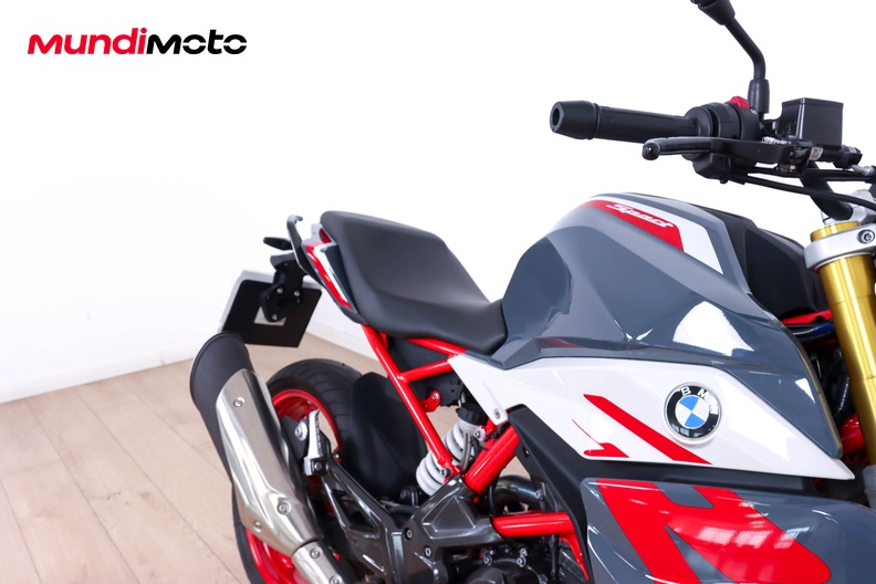 Motorbike image 12