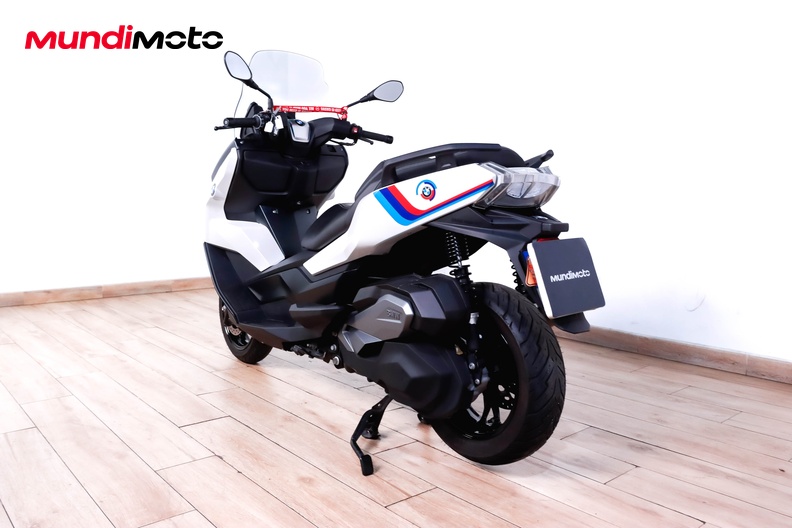 Motorbike image 6