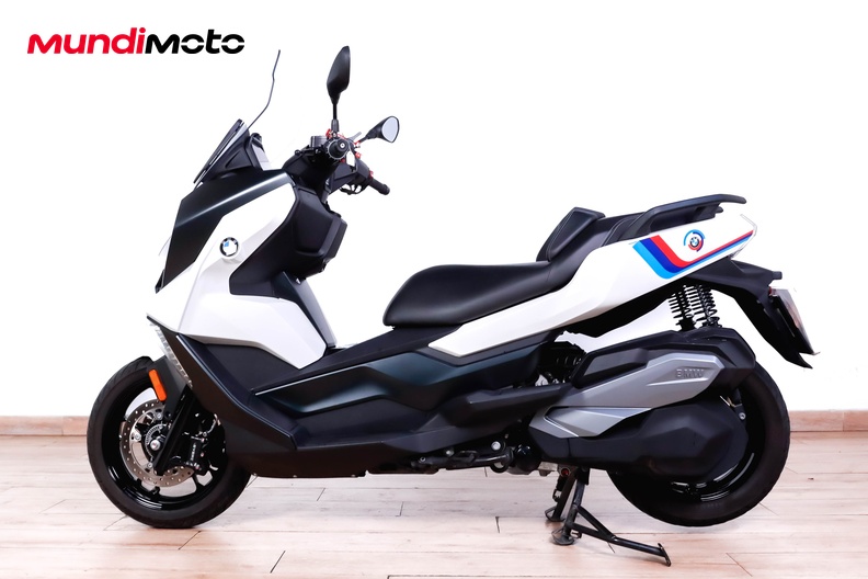 Motorbike image 5