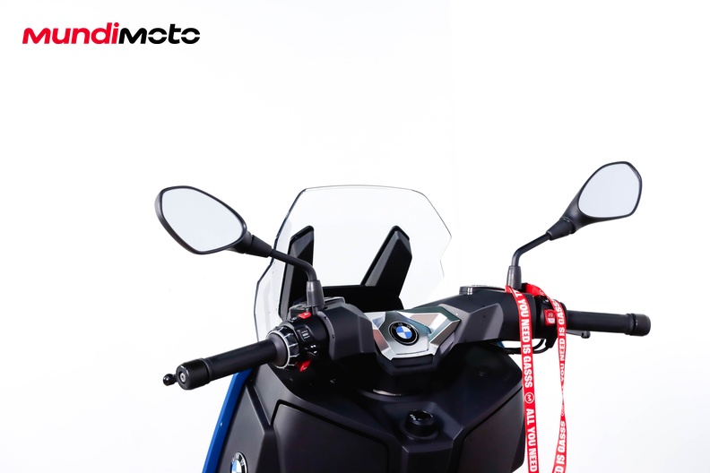 Motorbike image 10