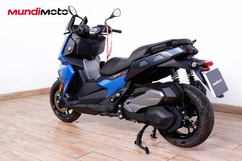 Motorbike image 6