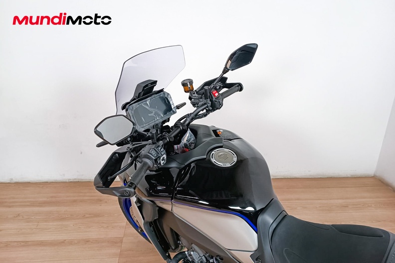 Motorbike image 10