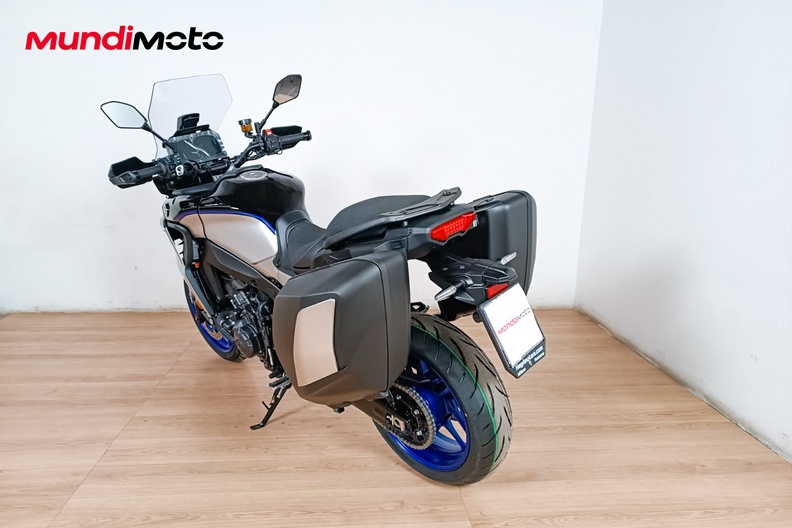 Motorbike image 7