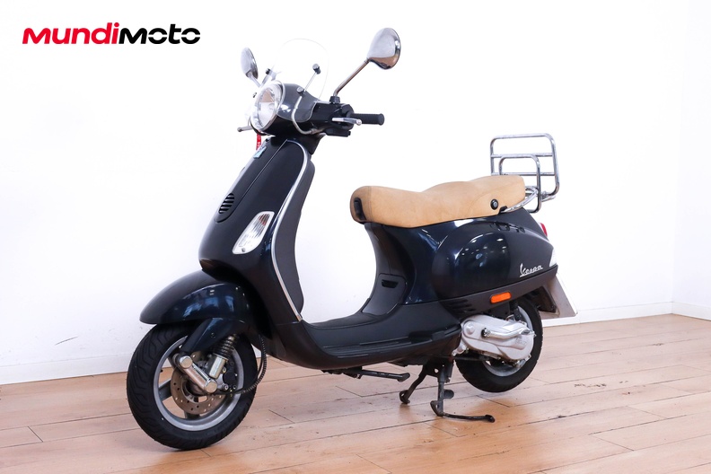 Motorbike image 7