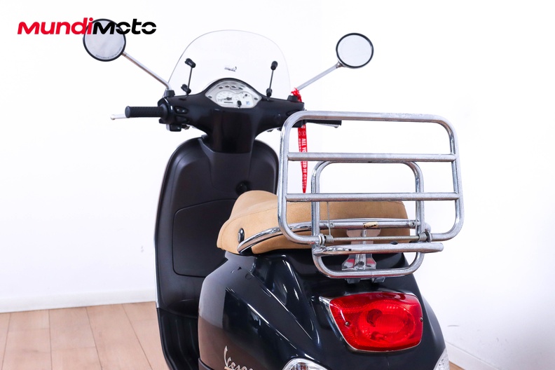 Motorbike image 9