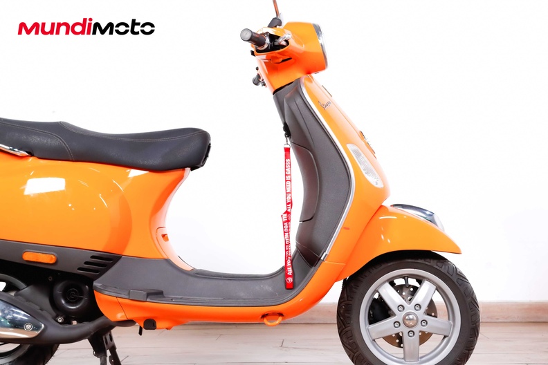 Motorbike image 12