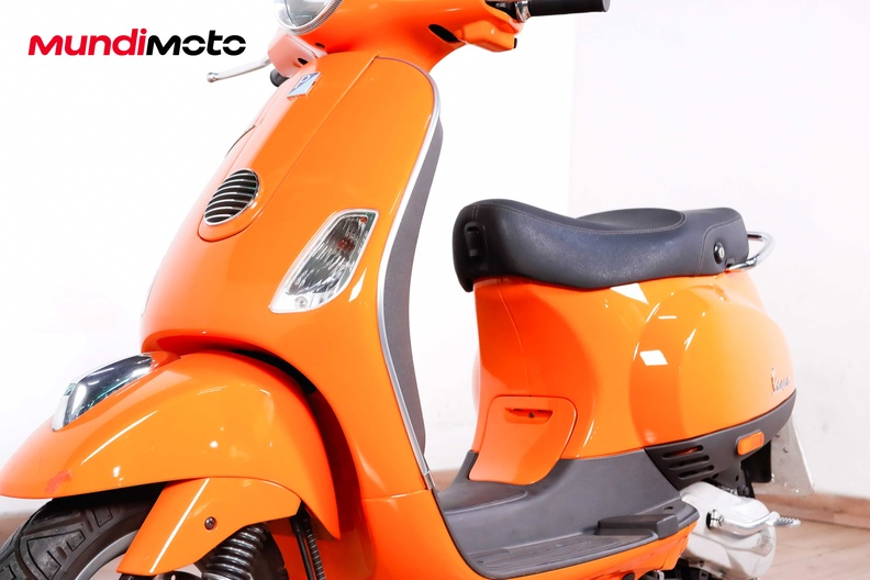 Motorbike image 8