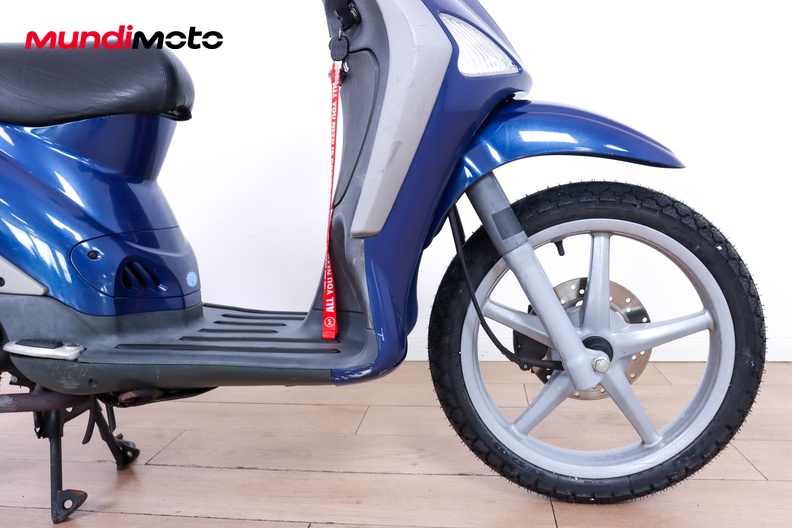 Motorbike image 12