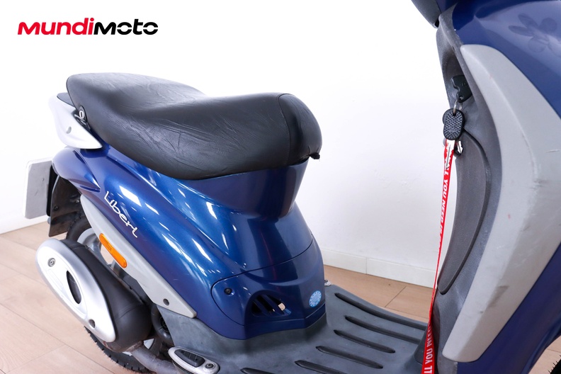 Motorbike image 13