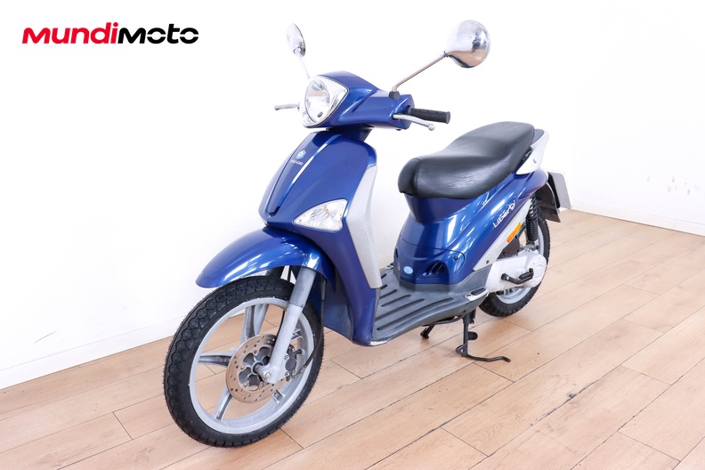 Motorbike image 7