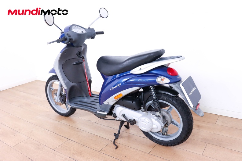 Motorbike image 6