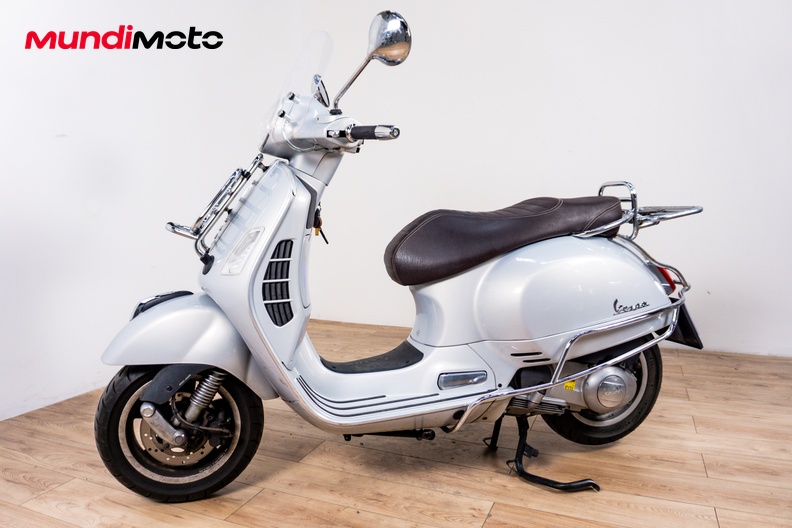 Motorbike image 6