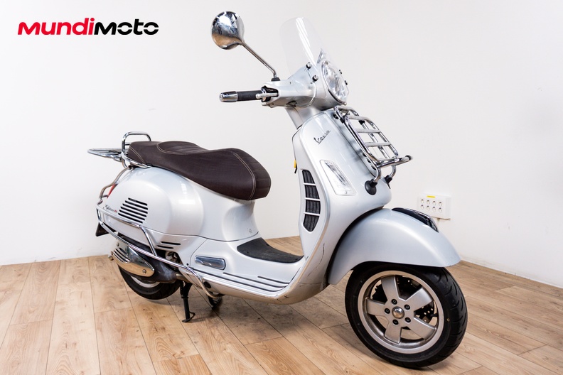 Motorbike image 1