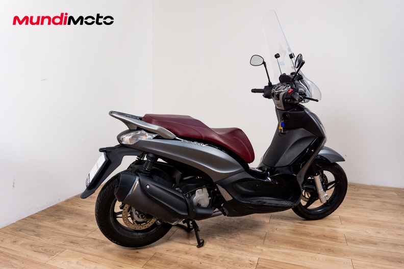 Motorbike image 2