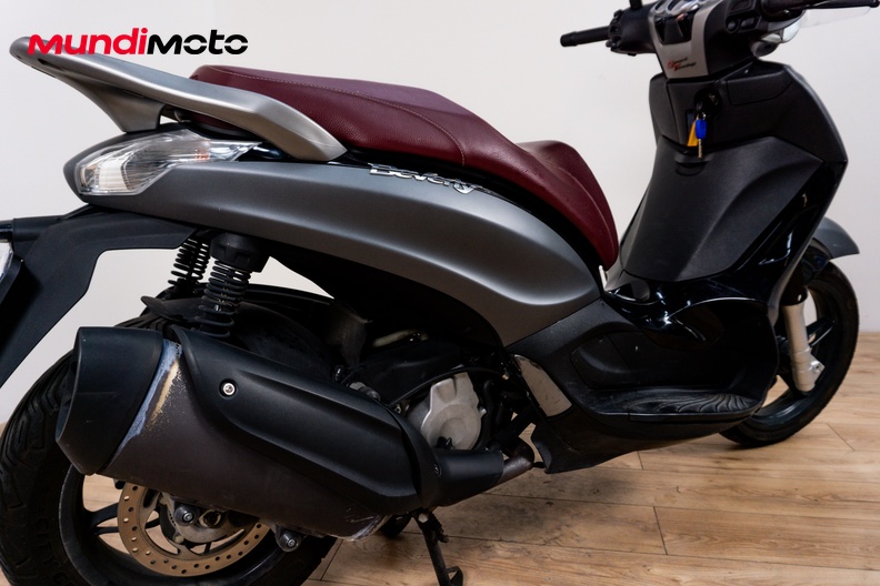 Motorbike image 3