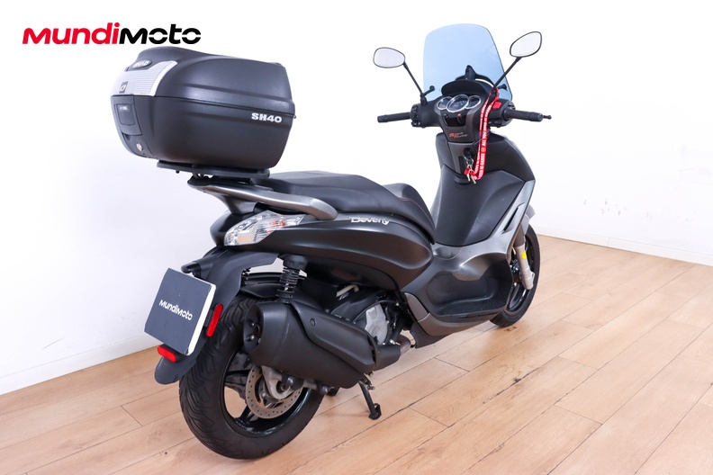 Motorbike image 2