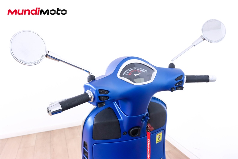 Motorbike image 10