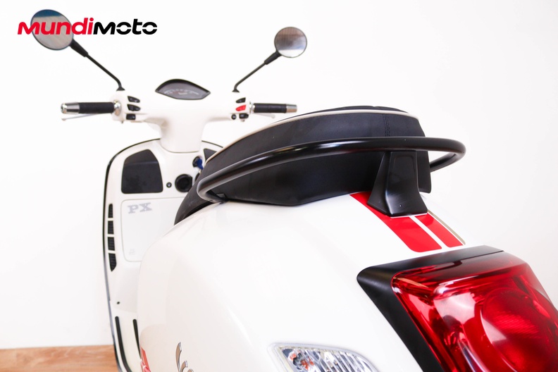 Motorbike image 9