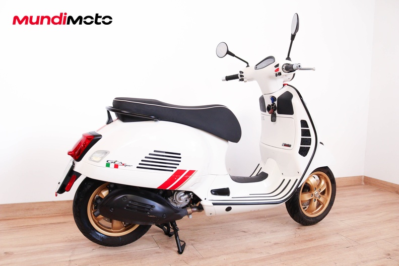 Motorbike image 2