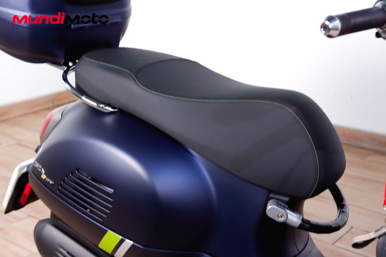 Motorbike image 13