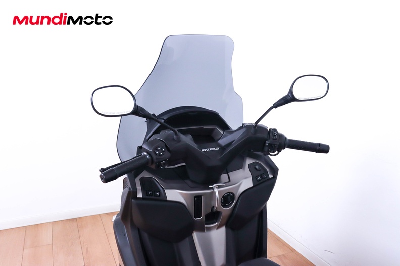 Motorbike image 10