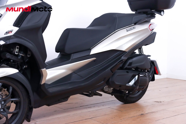 Motorbike image 8