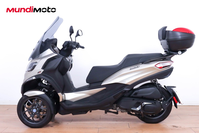Motorbike image 5