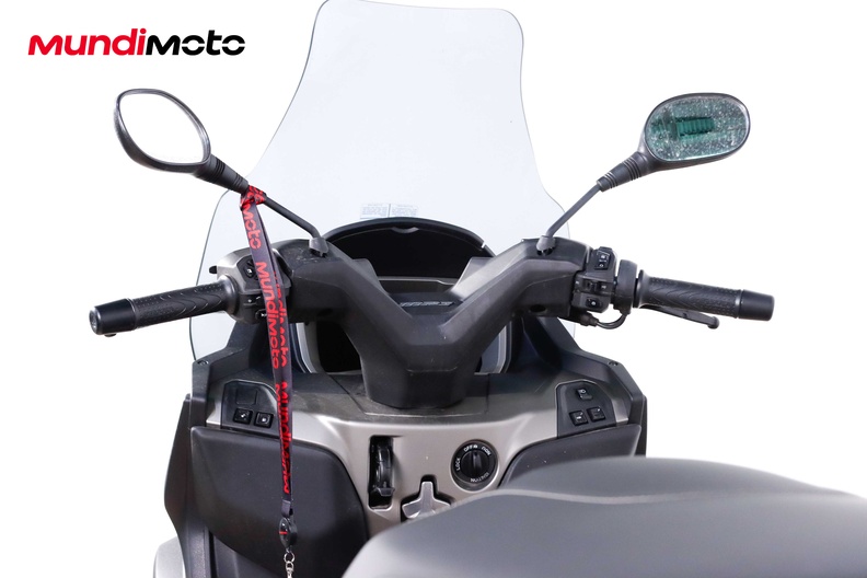 Motorbike image 10