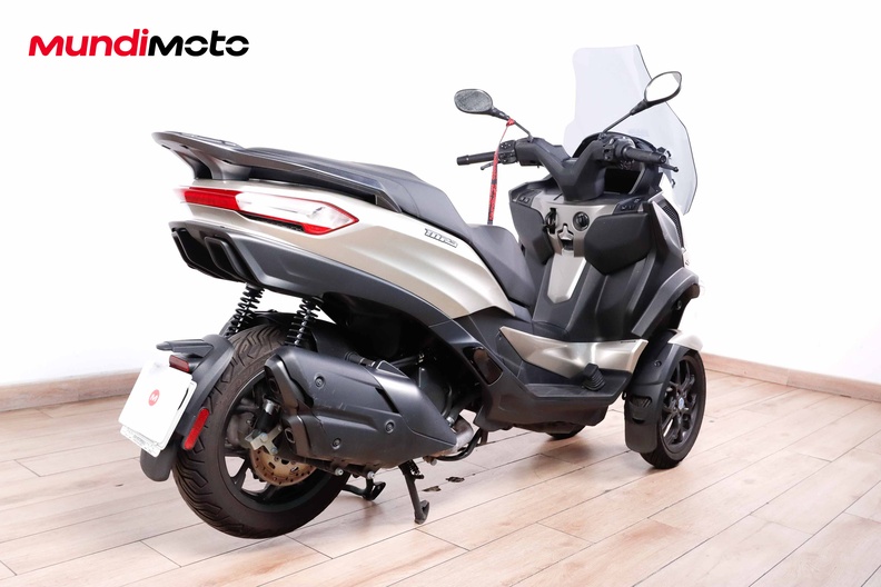Motorbike image 2
