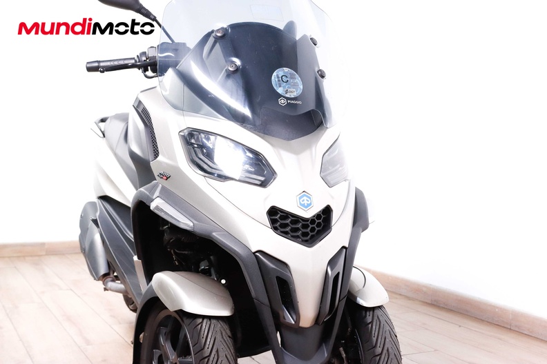 Motorbike image 4