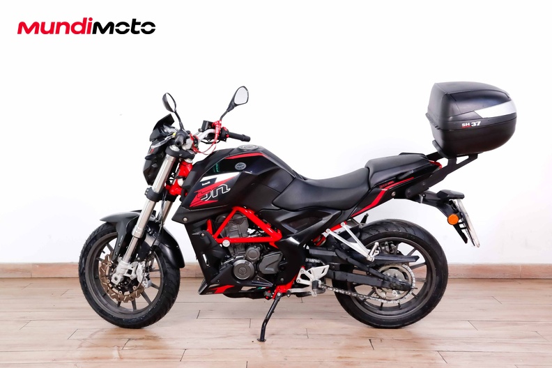 Motorbike image 5