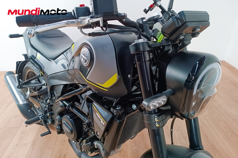 Motorbike image 4