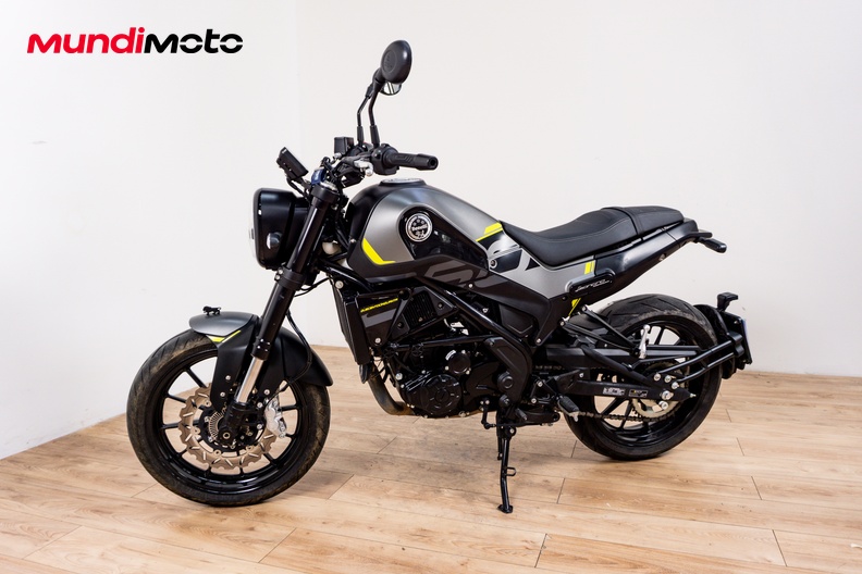 Motorbike image 6