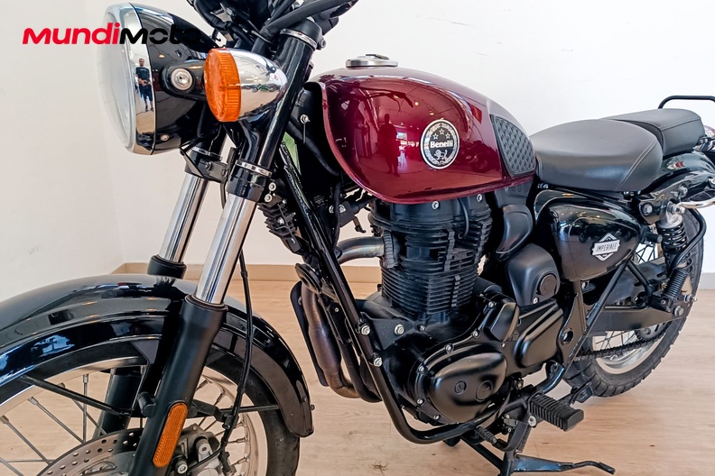 Motorbike image 9