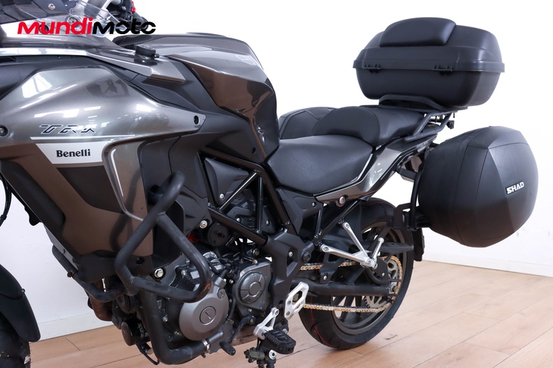 Motorbike image 8