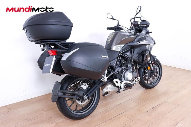 Motorbike image 2
