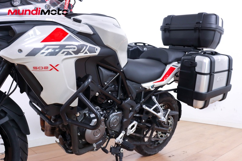 Motorbike image 8