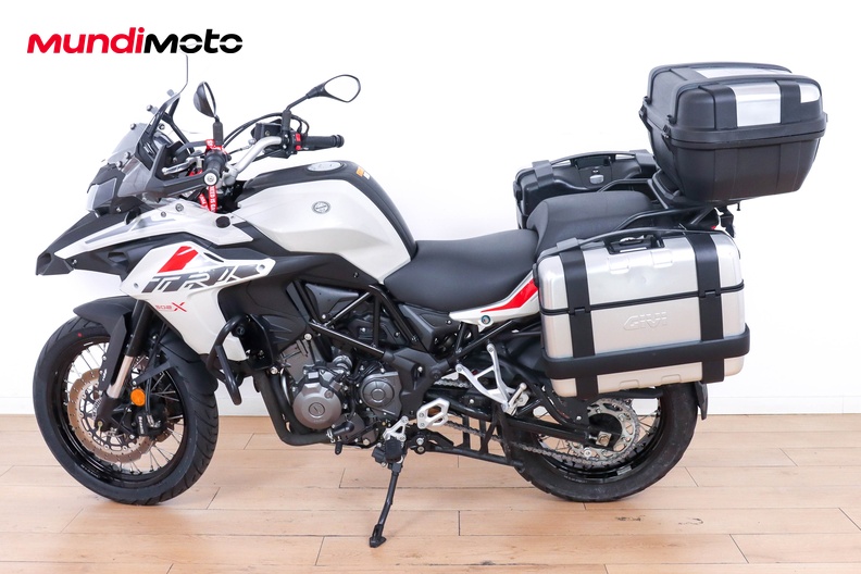 Motorbike image 5