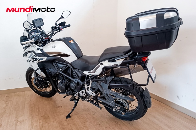 Motorbike image 7