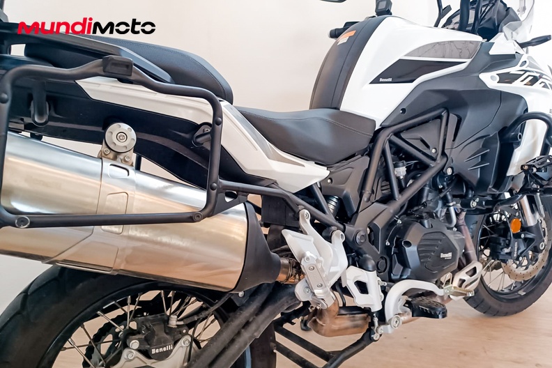 Motorbike image 3
