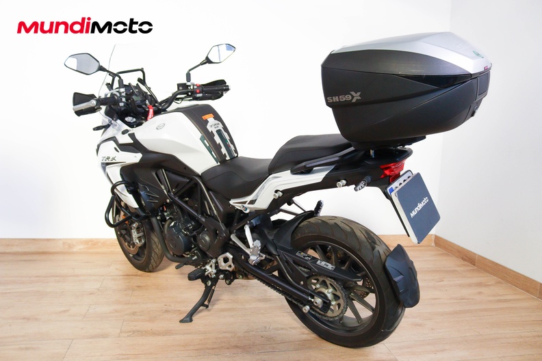 Motorbike image 7